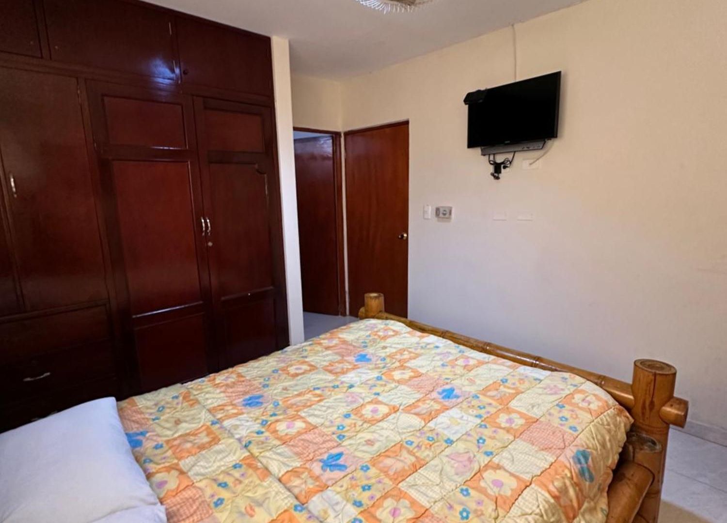Hotel Airport Crespo